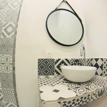 Modernguestniort - Paradis *